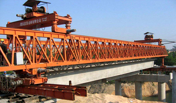 安徽架桥机租赁公司200t架桥机架设40米预制梁